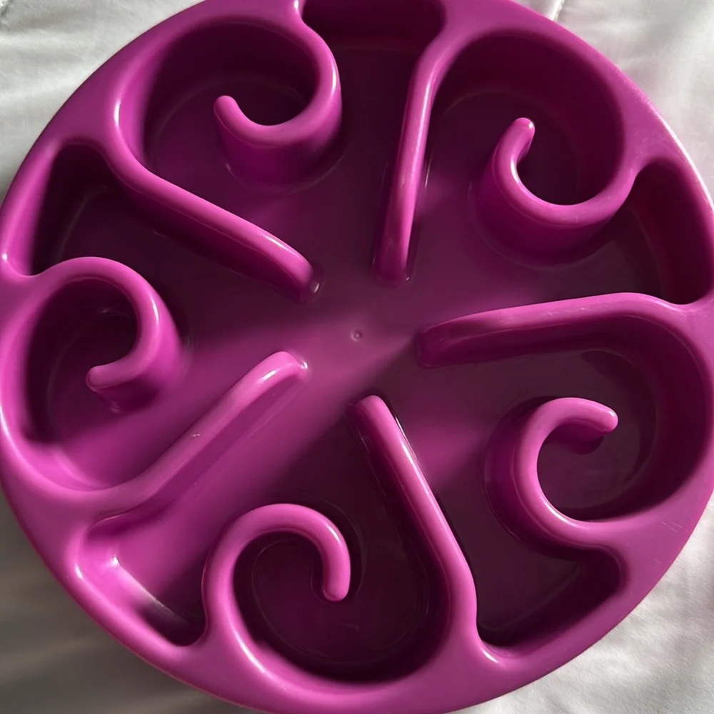 Interactive Purple Dog Slow Feeder Bowl. NWOT